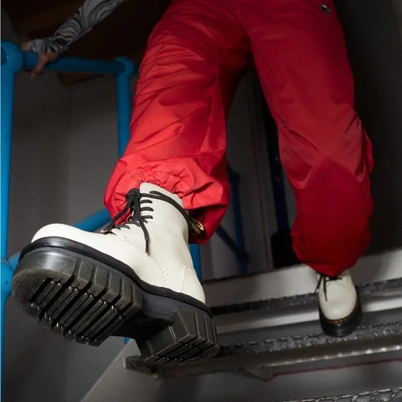 Dr. Martens White Jadon Platform Boots size 8 - Picture 3 of 13